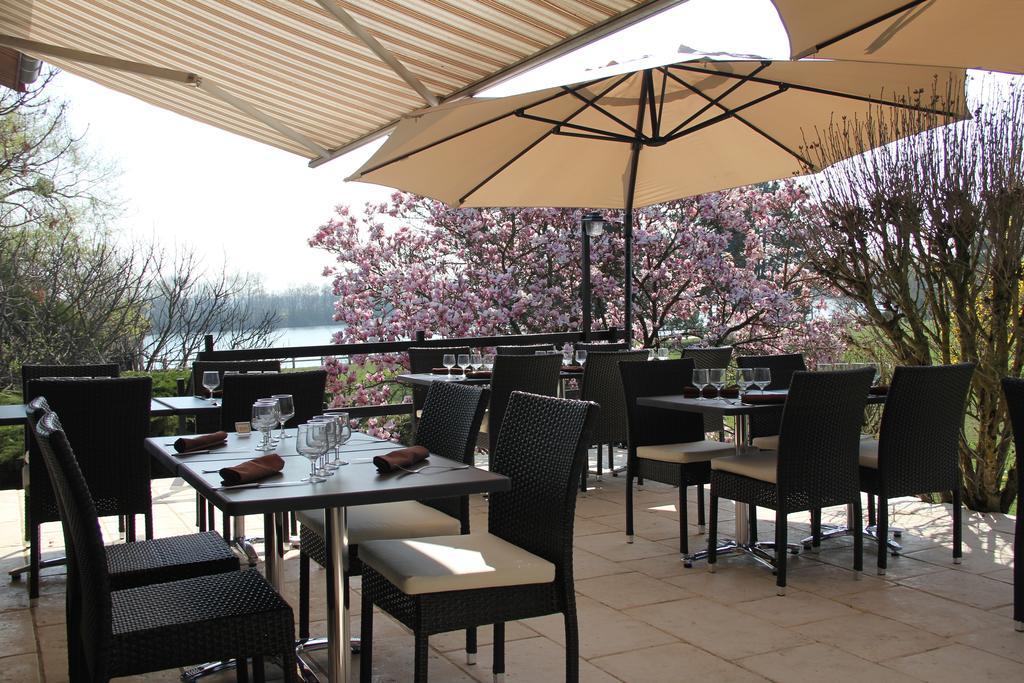 Logis Hotel Restaurant La Vieille Ferme, Macon Nord Sancé Eksteriør billede