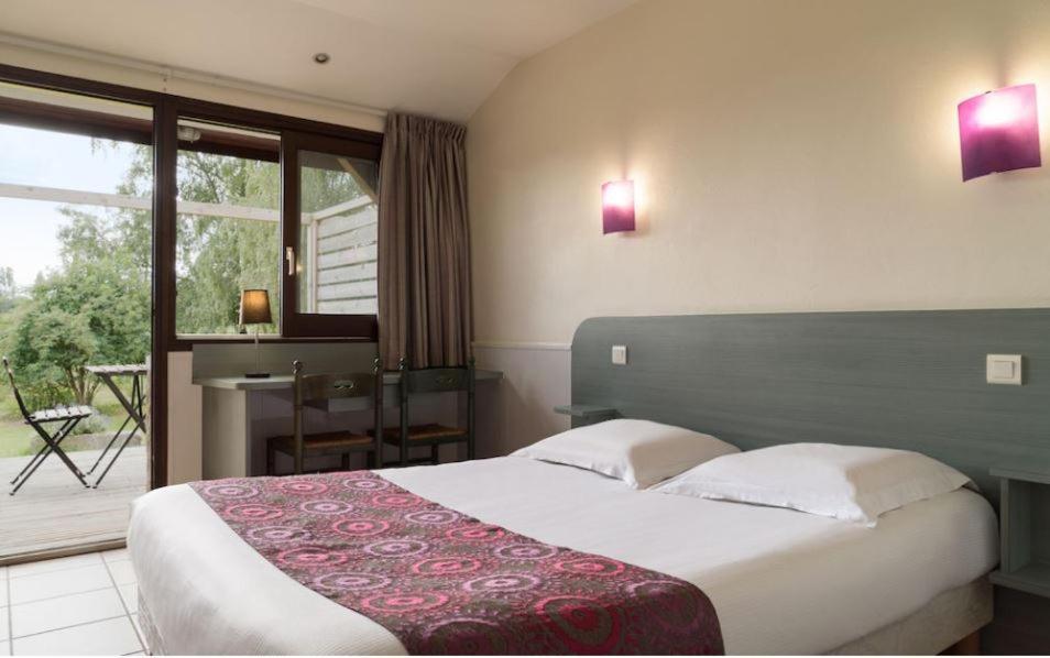Logis Hotel Restaurant La Vieille Ferme, Macon Nord Sancé Eksteriør billede