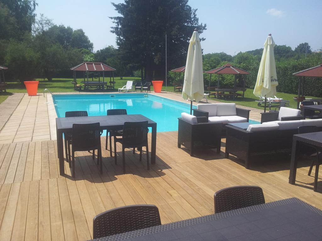 Logis Hotel Restaurant La Vieille Ferme, Macon Nord Sancé Eksteriør billede