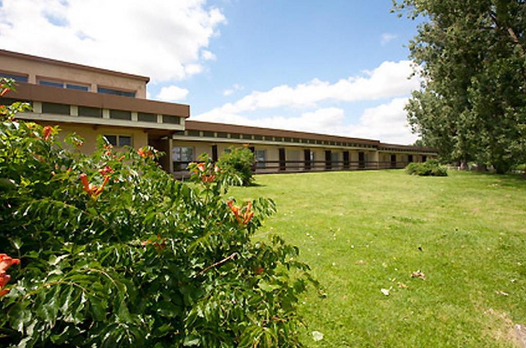 Logis Hotel Restaurant La Vieille Ferme, Macon Nord Sancé Eksteriør billede