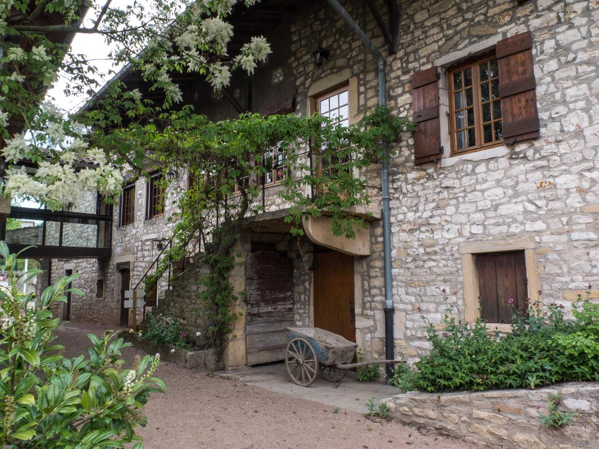 Logis Hotel Restaurant La Vieille Ferme, Macon Nord Sancé Eksteriør billede